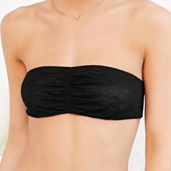 Kimchi Blue Urban Outfitters Black Lace Bralette Bandeau S - Picture 1 of 11